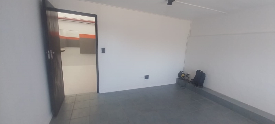 To Let commercial Property for Rent in Kensington Western Cape